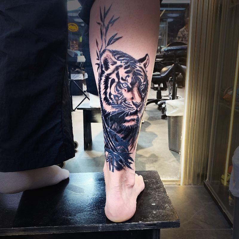 קעקועים ופירסינג תל אביב-יפו - Elena master tattoo