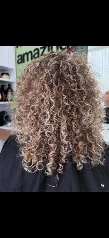 מעצבי שיער חיפה - Marina