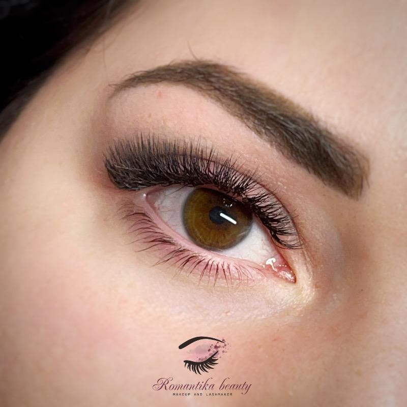 ריסים חולון - Maria Romantika Lashes