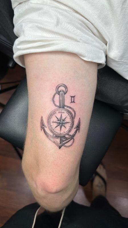קעקועים ופירסינג ראשון לציון - Julia Shapiro tattoo / piercing/ permanent makeup