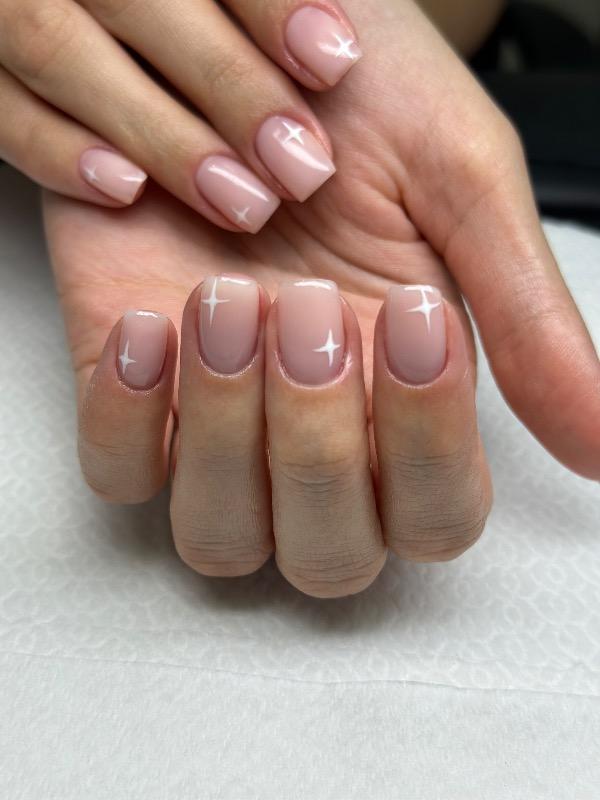 מניקור ופדיקור אשדוד - Vita nails Ashdod