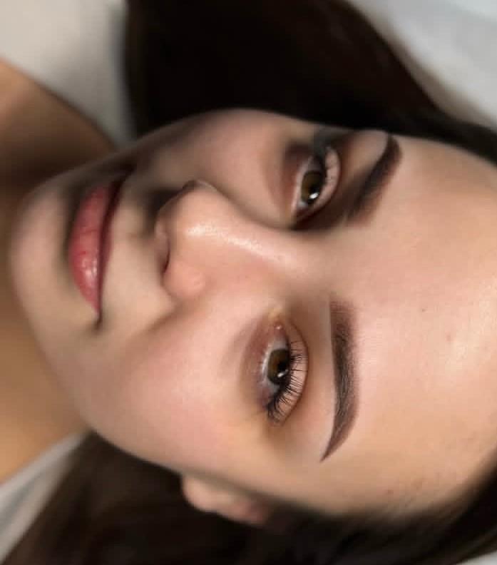 גבות נתניה - Ksenia