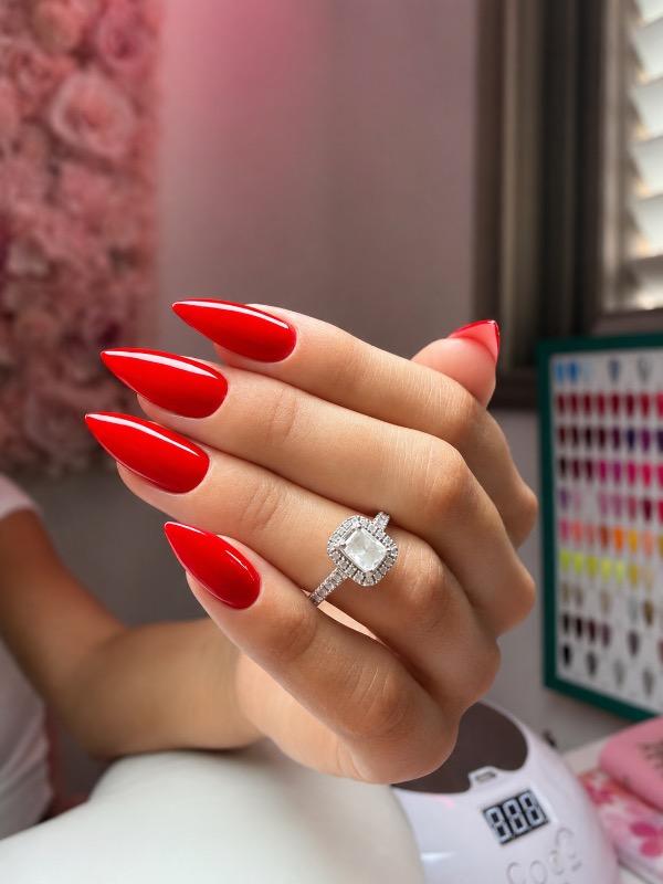 מניקור ופדיקור חולון - Beauty_Zone.Holon