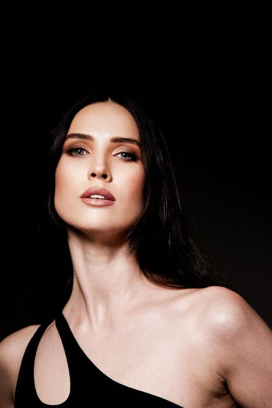 איפור ראשון לציון - Alina Cosmetics & Makeup