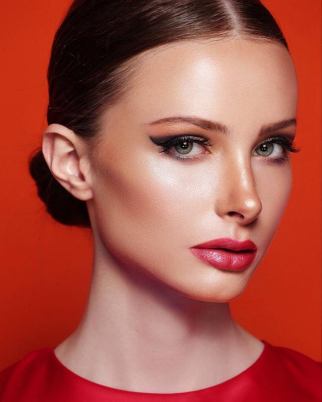 איפור ראשון לציון - Alina Cosmetics & Makeup