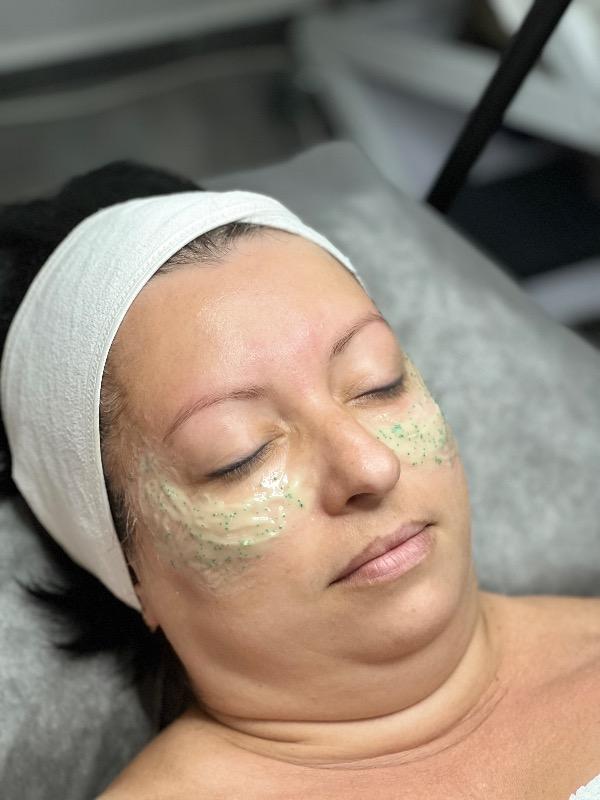 קוסמטיקה (ללא הזרקות) ראשון לציון - Evgenia Cosmetologist