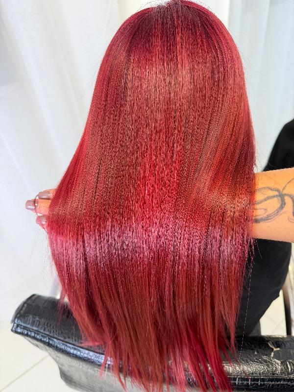 מעצבי שיער אשקלון - Bajena Milman hair stylist