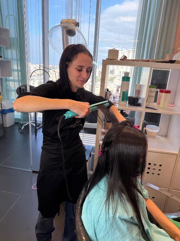 מעצבי שיער בת ים - Irynka keratin studio