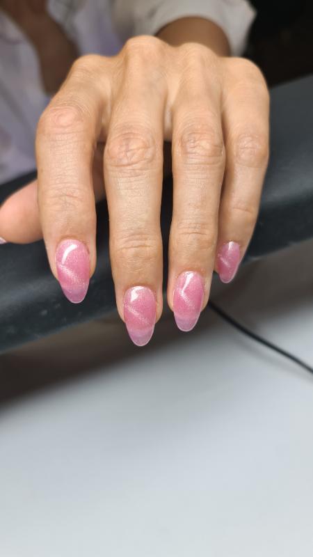 מניקור ופדיקור נתניה - LUNA  manicure