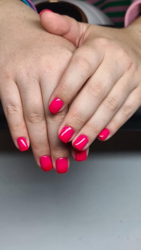 מניקור ופדיקור נתניה - LUNA  manicure