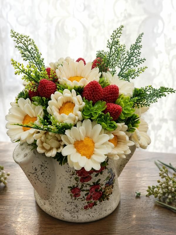 Chamomile and Strawberry Bouquet - Soap Style