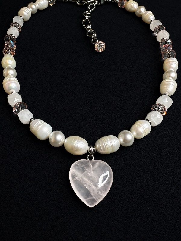 Choker🩷 - Katy Beads