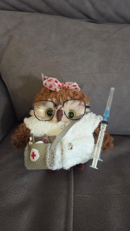 Nurse Owl - Dina Yanshuf