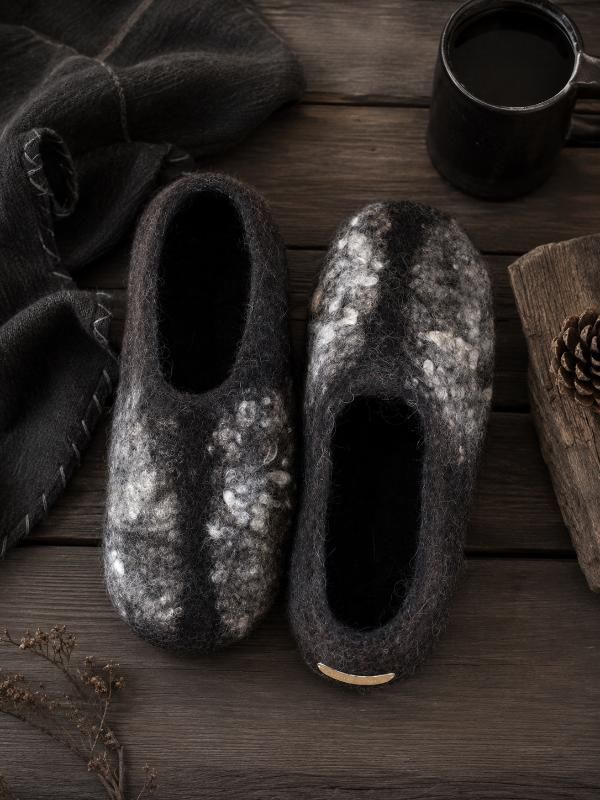 Felted Slippers Winter Rock EU 42 - Julia Felt Style