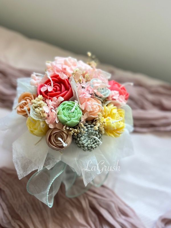 Medium Bouquet Candles - Handmade LaGrush