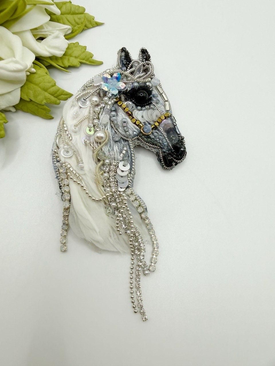 Beaded White Horse Brooch Pin, Equestrian Jewelry, Handmade Christmas Gift for Horse lovers - CHUDAVABEADS