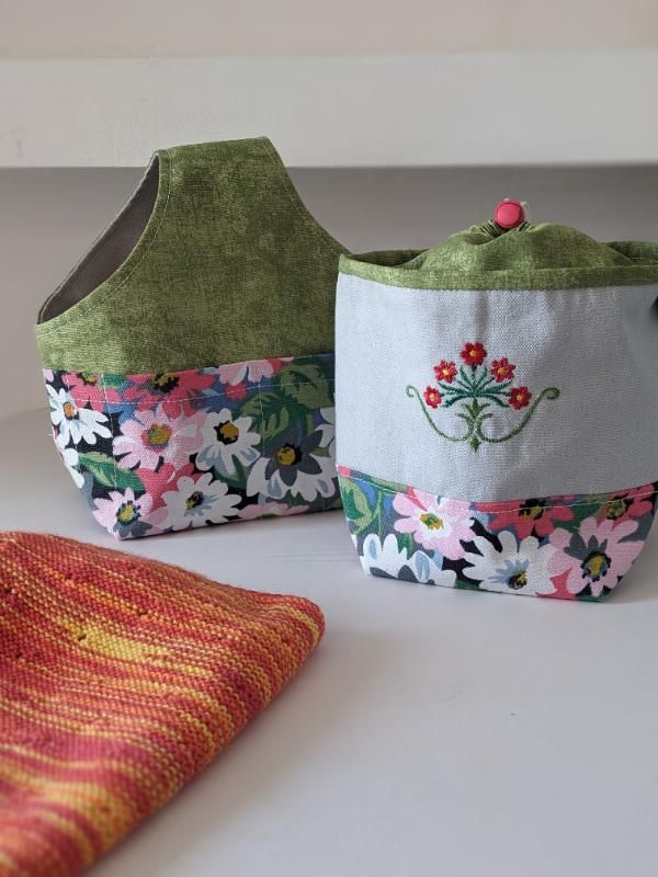 Set of 2 Craft Organizers "Flower Meadow" - Mama's studio