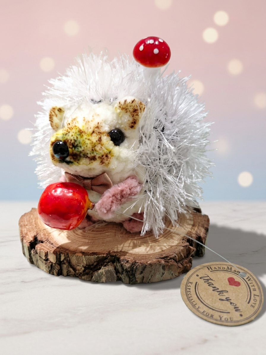 Cute Hedgehog 7 cm - עולם של פלאים קטנים/Stories by hand